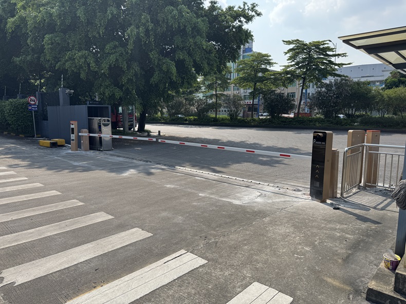 園區(qū)車(chē)牌識(shí)別系統(tǒng)